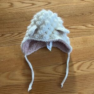 Benetton‎ baby sheep winter hat